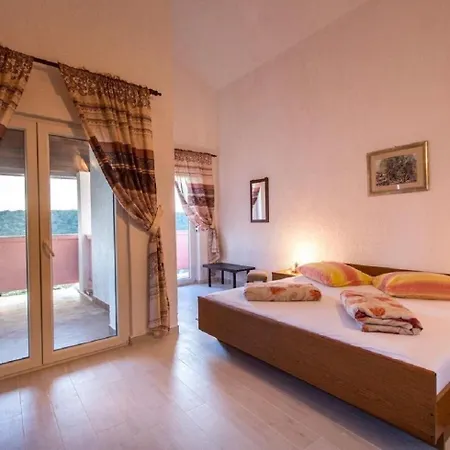 Davorka - With Sea View Apartman *
