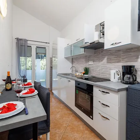 Davorka Апартаменты Кампор