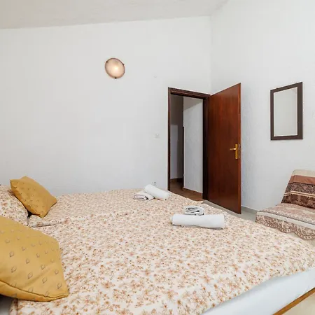 Апартаменты Davorka Кампор