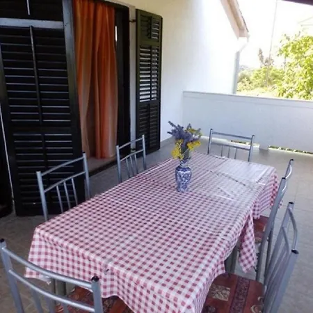 Davorka - With Sea View Apartment Kampor