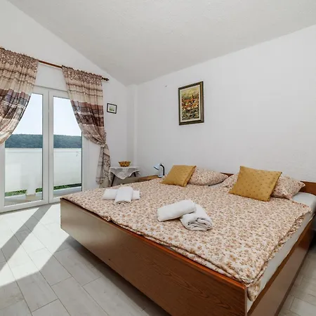 Davorka Apartament *
