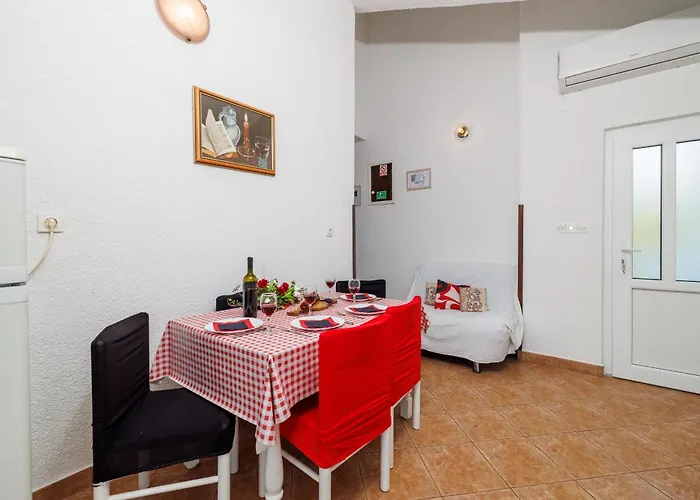 Davorka דירה Kampor